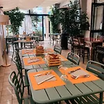 Maremola 2*