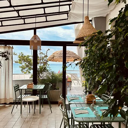 Maremola Hotel 2*